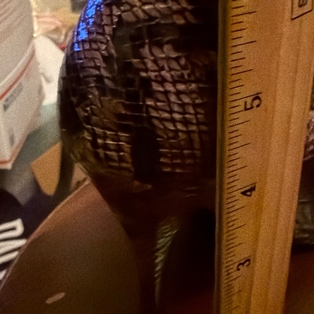 Shoes - Picture 4 of 5